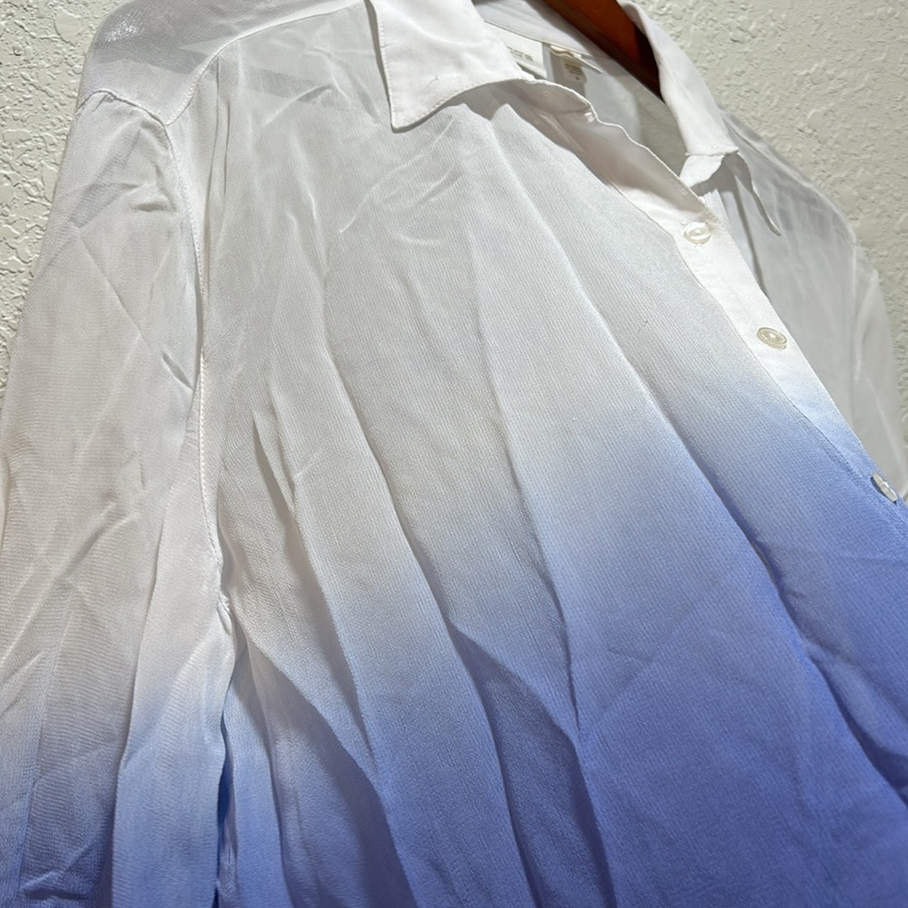 Chicos  button up purple&white ombre top size 2 GUC… - Picture 5 of 12
